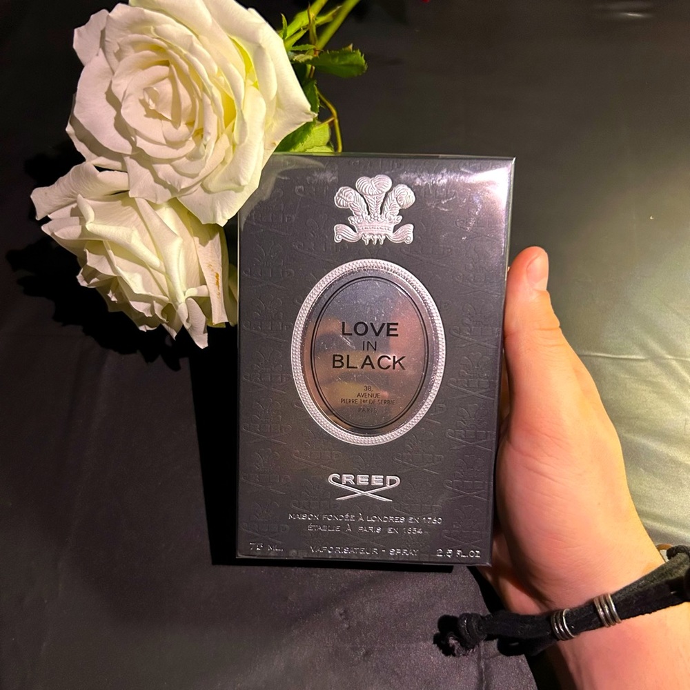 Creed Love in Black Eau De Parfum 2.5oz